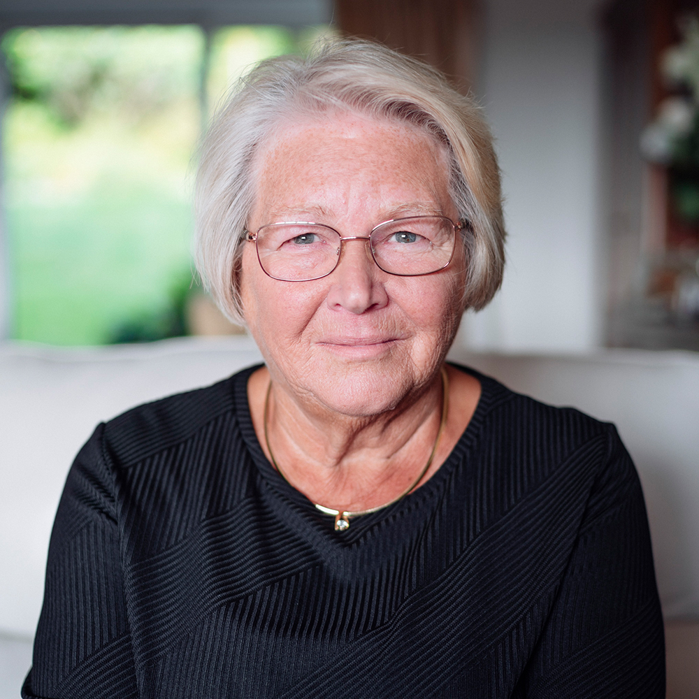 kate Healings looking into camera